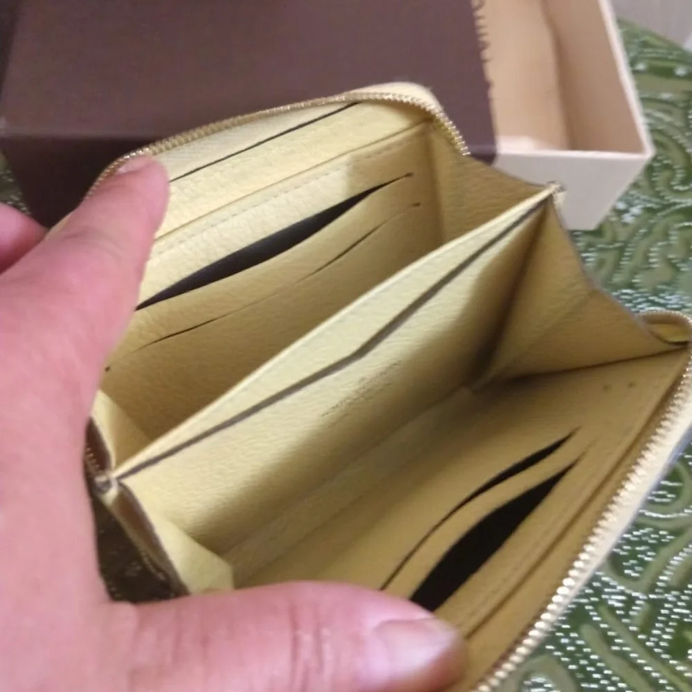 Louis Vuitton Empreinte Zippy Wallet Citrine - Picture 7 of 8